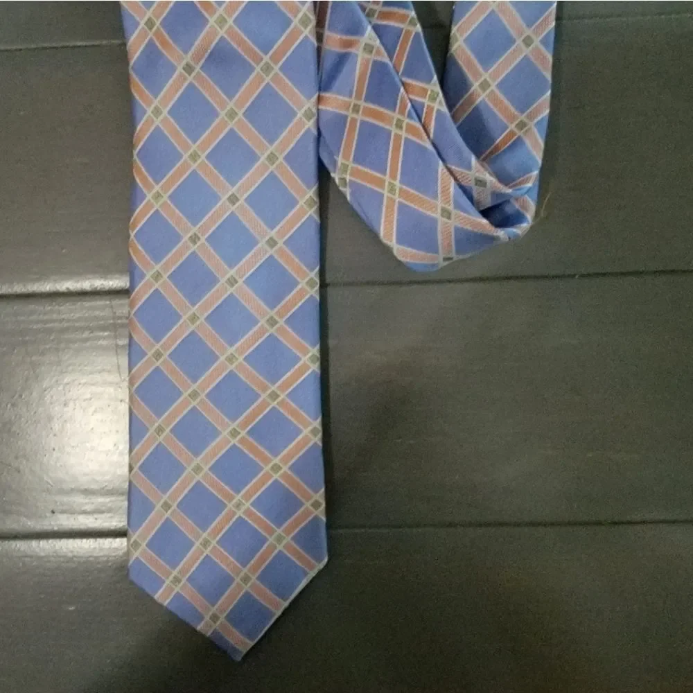 CAPE COD Neckwear Men's Blue Tie with Multicolor diamond Pattern
